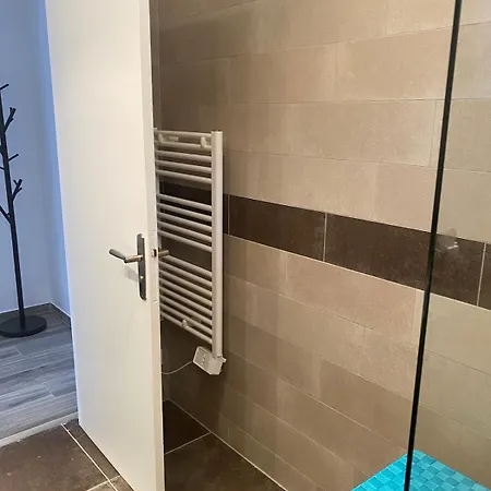 75 M2 Center * Calvi (Corsica)