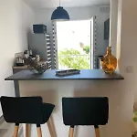 75 M2 Center