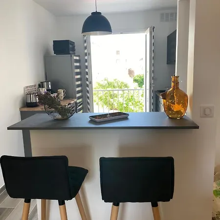 75 M2 Center