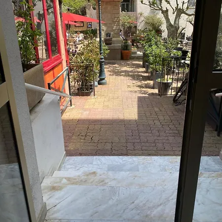 75 M2 Center