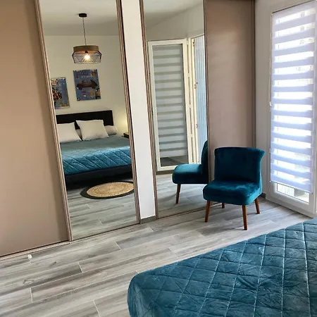 75 M2 Center