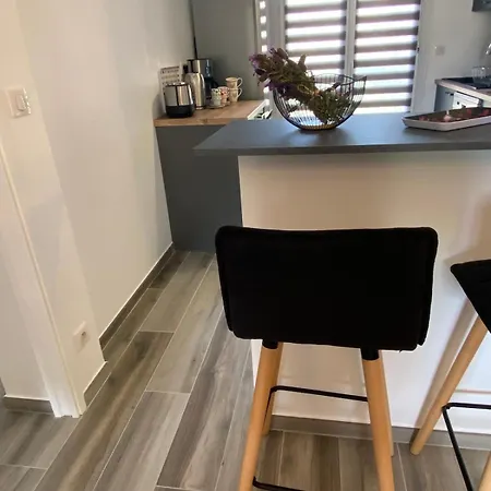 Apartment 75 M2 Center