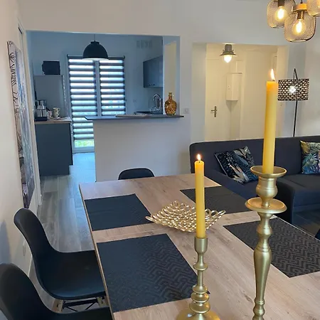 Apartment 75 M2 Center *