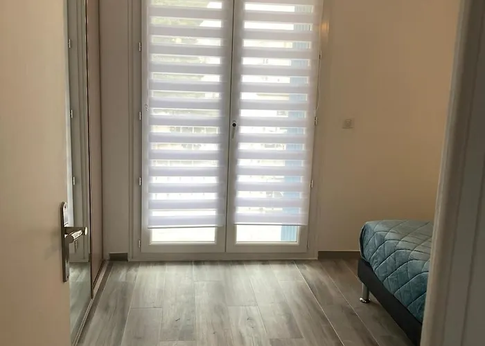 75 M2 Center Apartment