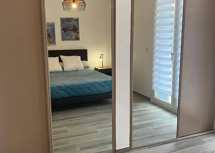 75 M2 Center Calvi (Corsica)