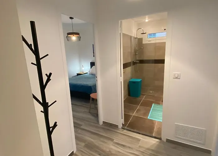 Apartment 75 M2 Center *