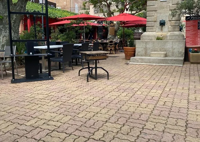Apartment 75 M2 Center *